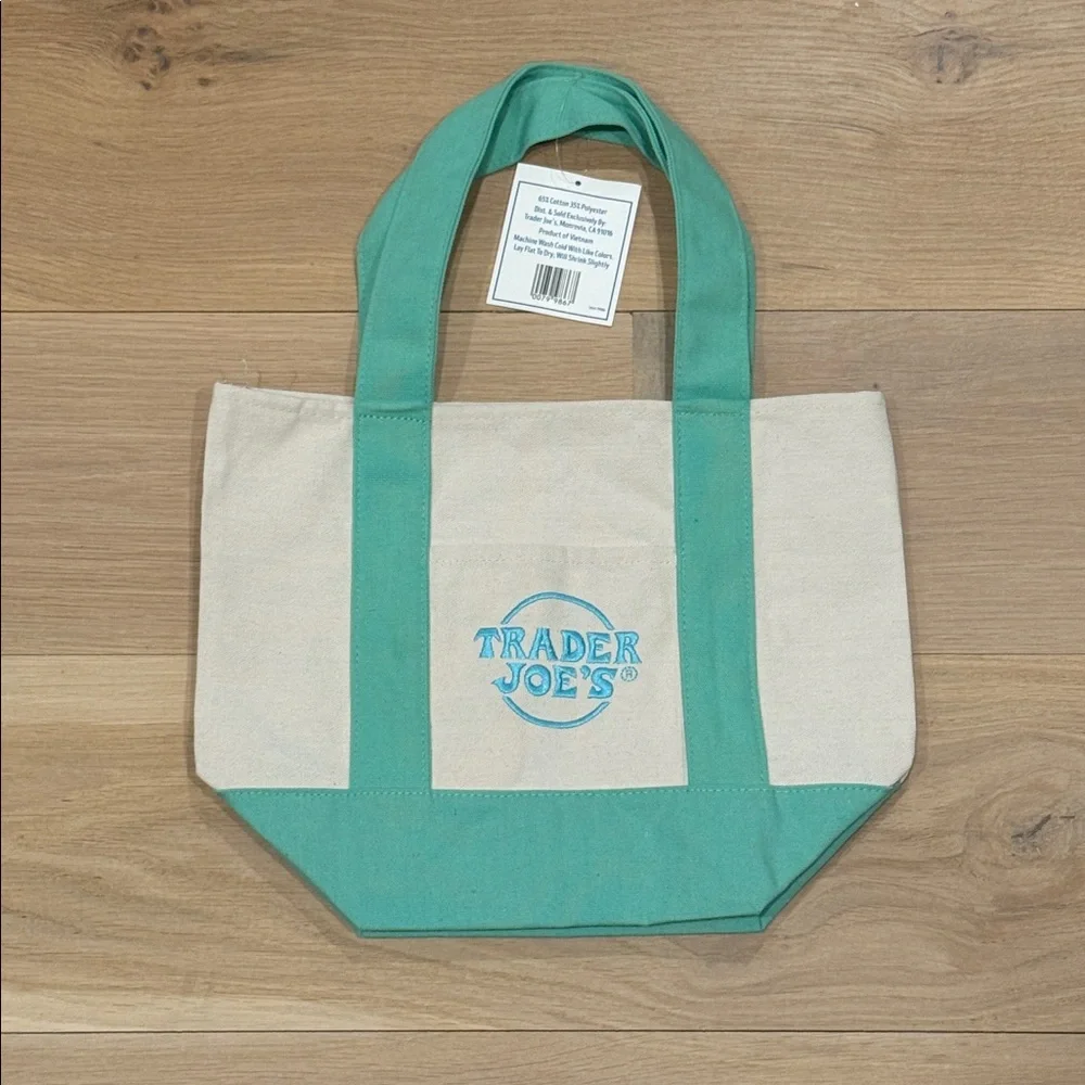 Trader Joe's Mini Tote Bags Green Mint Pastel NWT - Picture 2 of 5